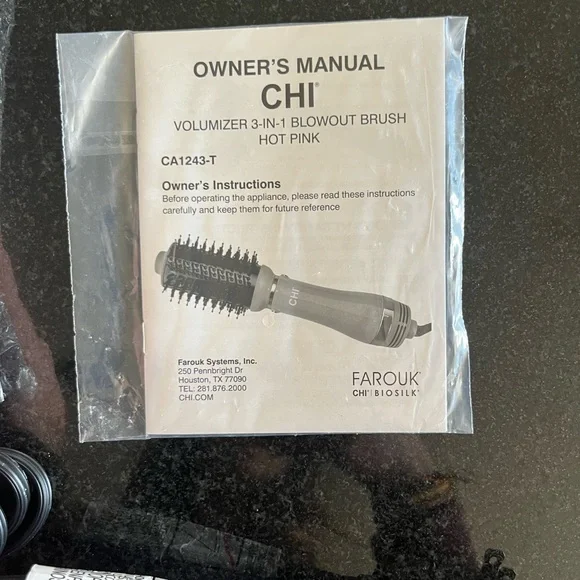 Volumizer 3-in-1 Blowout Brush Hot Pink - Picture 5 of 6